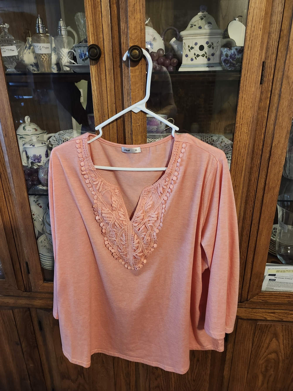 Women's Peach Lace V-Neck Long Sleeve Top